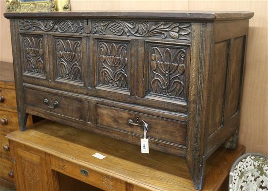 An oak coffer W.125cm